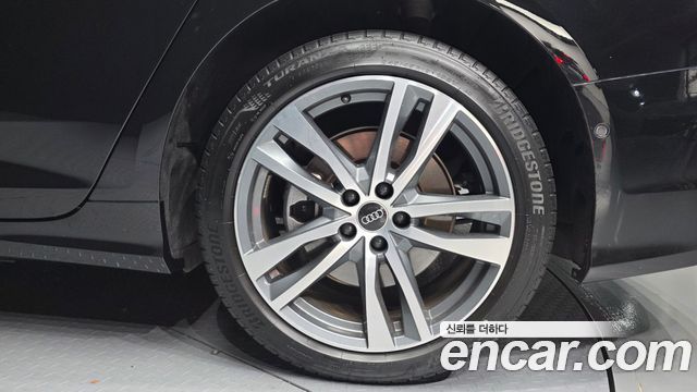 Audi A6 45 TFSI Premium