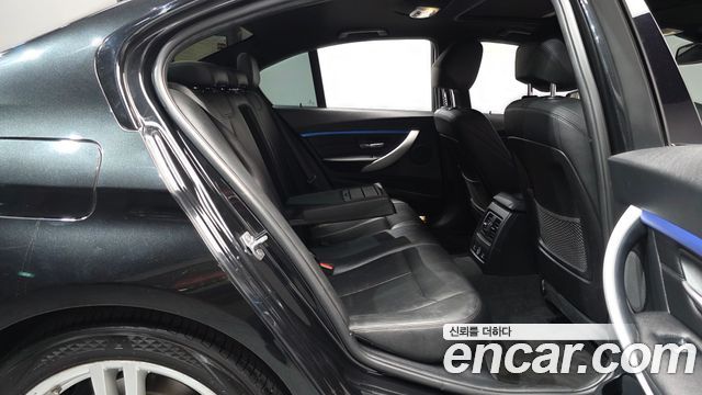 BMW 3-Series 330i M Sport