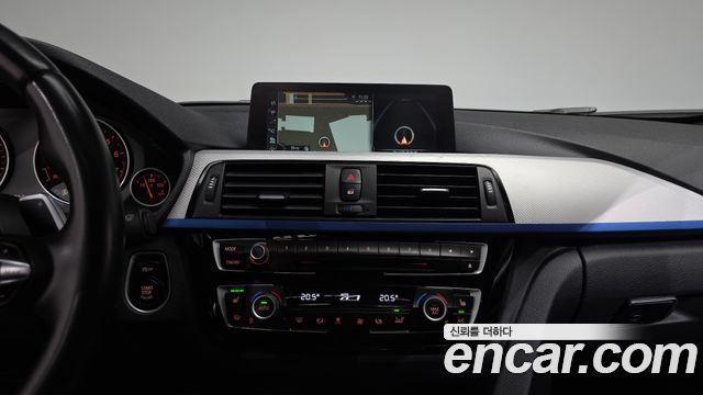 BMW 3-Series 330i M Sport