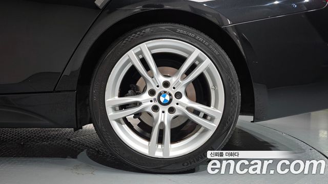 BMW 3-Series 330i M Sport
