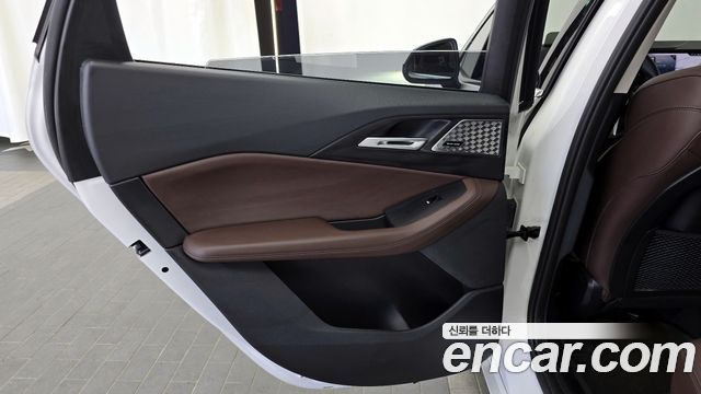 BMW 2-Series 220i Luxury