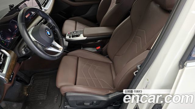 BMW 2-Series 220i Luxury