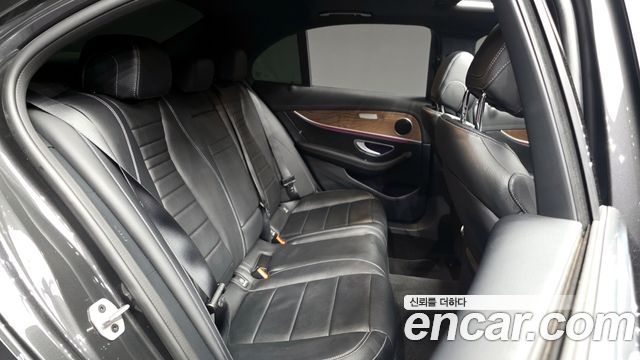 Mercedes-Benz E-Class E250 Exclusive