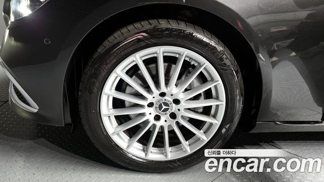 Mercedes-Benz E-Class E250 Exclusive