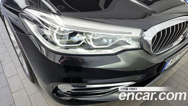 BMW 5-Series 520d Luxury Plus