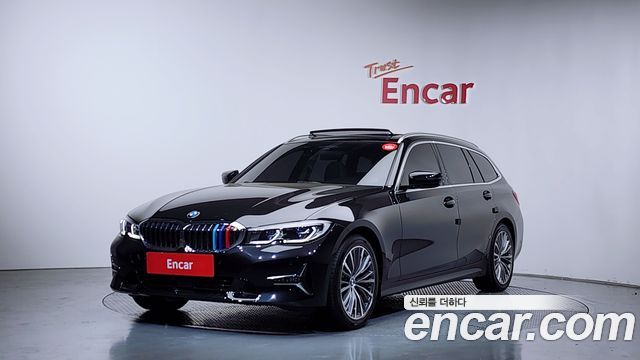 BMW 3-Series 320i Touring Luxury
