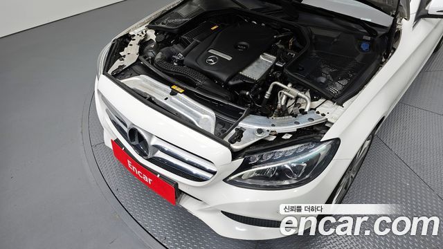 Mercedes-Benz C-Class C200 Avantgarde