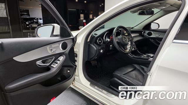 Mercedes-Benz C-Class C200 Avantgarde