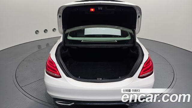 Mercedes-Benz C-Class C200 Avantgarde