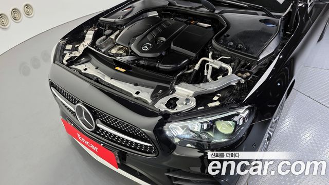 Mercedes-Benz E-Class E220d 4MATIC AMG Line