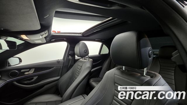 Mercedes-Benz E-Class E220d 4MATIC AMG Line