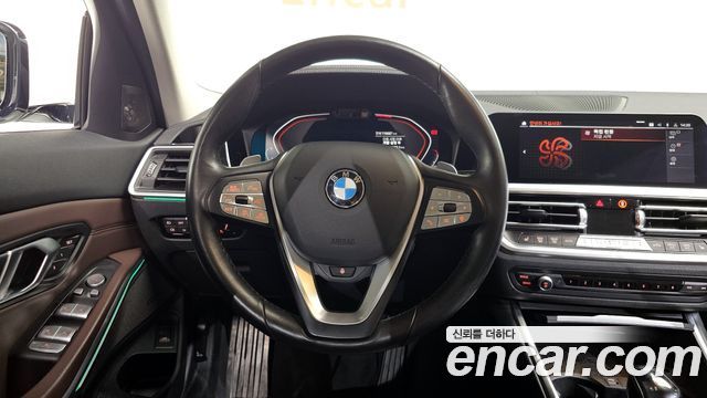 BMW 3-Series 320d Luxury
