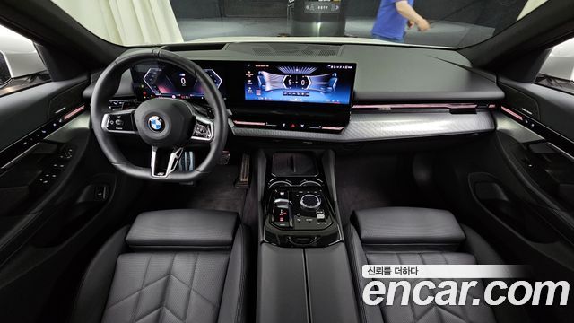 BMW 5Series (G60) 520i M Sport