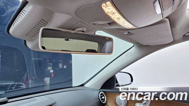 Mercedes-Benz E-Class E300 4MATIC Exclusive