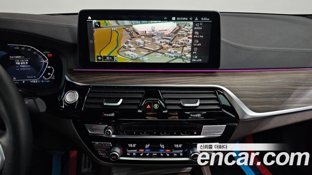 BMW 5-Series 530e M Sport