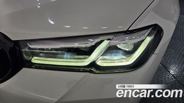 BMW 5-Series 530e M Sport