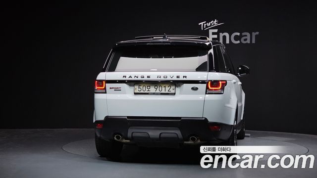 Land Rover Range Rover Sport 3.0 SDV6 HSE Dynamic