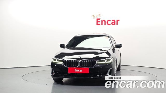 BMW 5-Series 530i Luxury