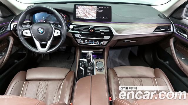 BMW 5-Series 530i Luxury