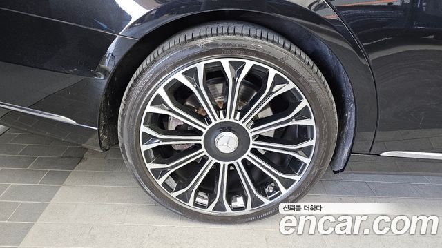 Mercedes-Benz S-Class S560eL