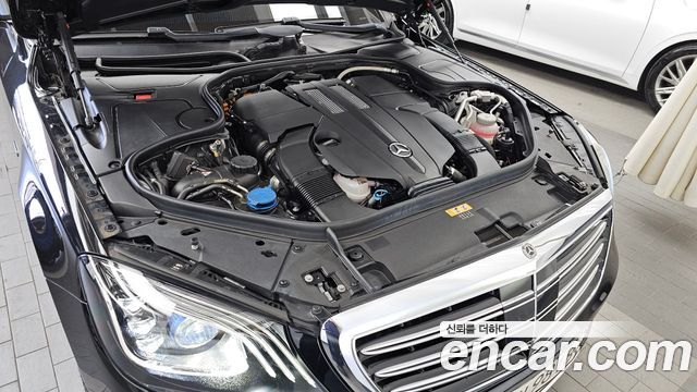 Mercedes-Benz S-Class S560eL