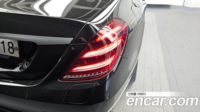 Mercedes-Benz S-Class S560eL