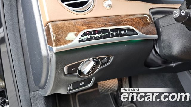 Mercedes-Benz S-Class S560eL