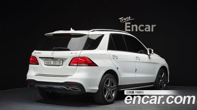Mercedes-Benz GLE-Class GLE350 d 4MATIC