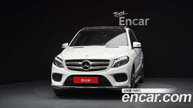 Mercedes-Benz GLE-Class GLE350 d 4MATIC