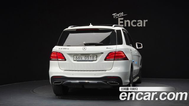 Mercedes-Benz GLE-Class GLE350 d 4MATIC