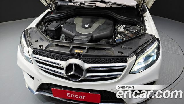 Mercedes-Benz GLE-Class GLE350 d 4MATIC