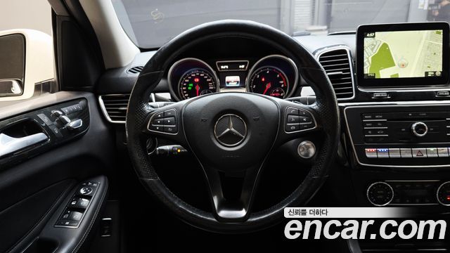 Mercedes-Benz GLE-Class GLE350 d 4MATIC
