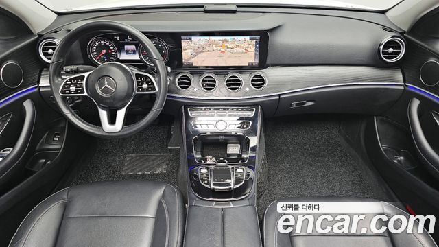 Mercedes-Benz E-Class E220d Avantgarde