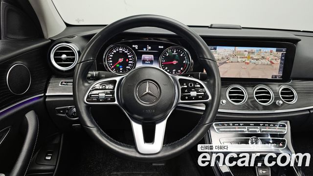 Mercedes-Benz E-Class E220d Avantgarde
