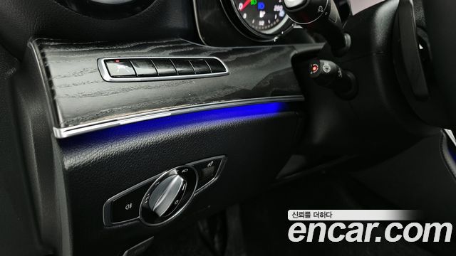 Mercedes-Benz E-Class E220d Avantgarde