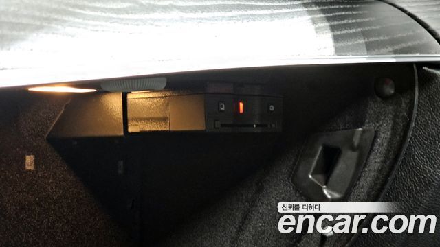 Mercedes-Benz E-Class E220d Avantgarde