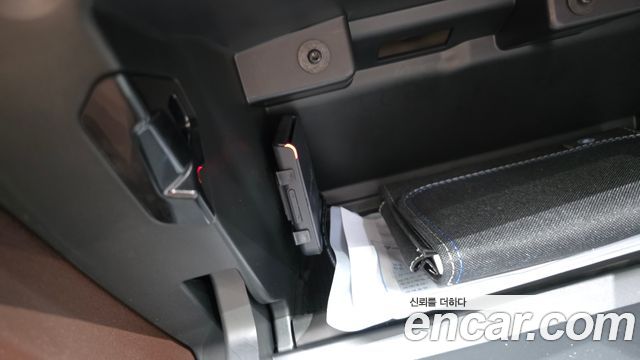 BMW 2-Series 220i Luxury
