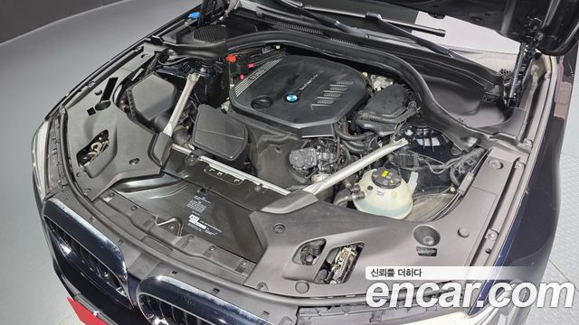 BMW 5-Series 520d xDrive M Sport Package Plus