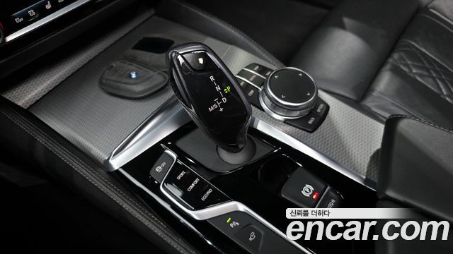 BMW 5-Series 520d xDrive M Sport Package Plus