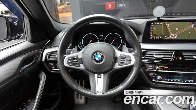 BMW 5-Series 520d xDrive M Sport Package Plus
