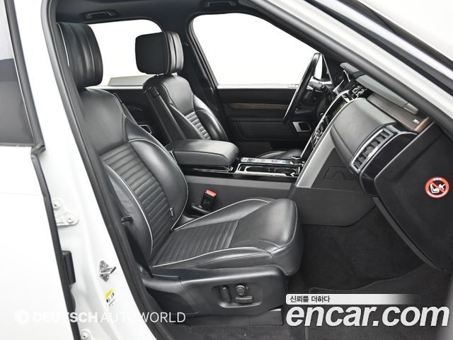 Land Rover Discovery 3.0 TD6 HSE Luxury