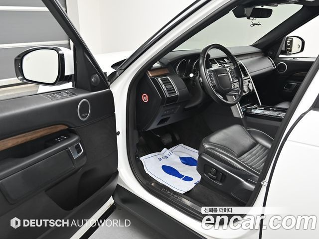 Land Rover Discovery 3.0 TD6 HSE Luxury