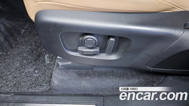Land Rover Discovery D300 HSE
