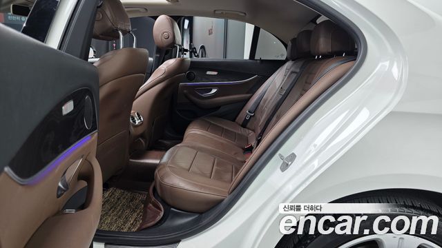 Mercedes-Benz E-Class E220d Avantgarde