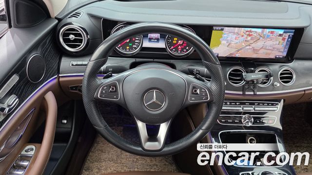 Mercedes-Benz E-Class E220d Avantgarde