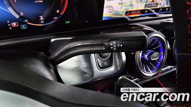 Mercedes-Benz GLB-Class GLB250 4MATIC