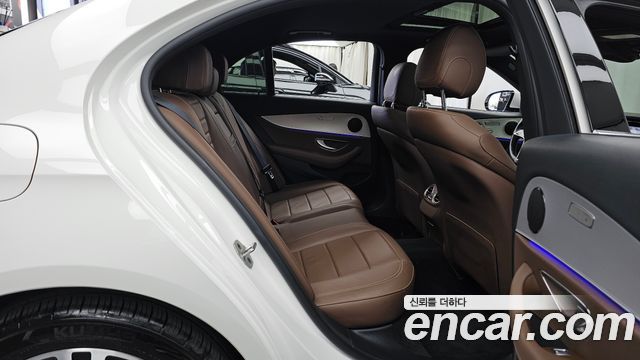 Mercedes-Benz E-Class E250 Avantgarde