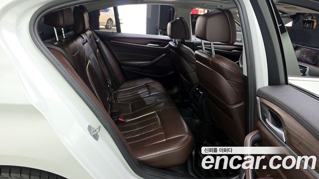 BMW 5-Series 530i Luxury Plus