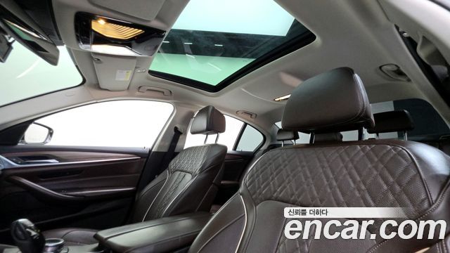 BMW 5-Series 530i Luxury Plus