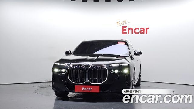 BMW 7-Series 740i xDrive M Sport